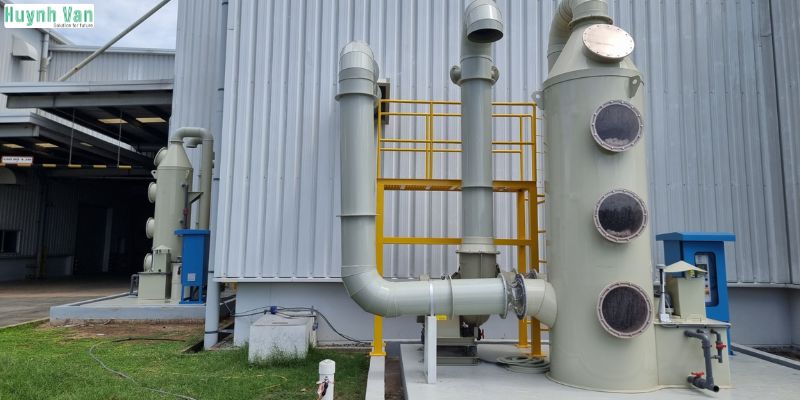 Vì sao tháp hấp thụ xử lý khí thải được ưa chuộng trong công nghiệp Việt Nam